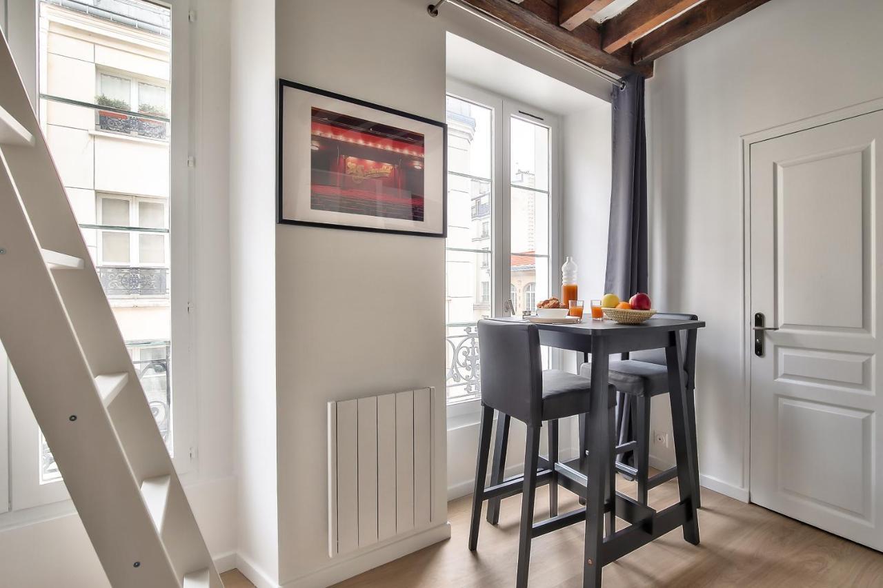 Lovely Mezzanine Studio In The Heart Of Paris 3M Esterno foto